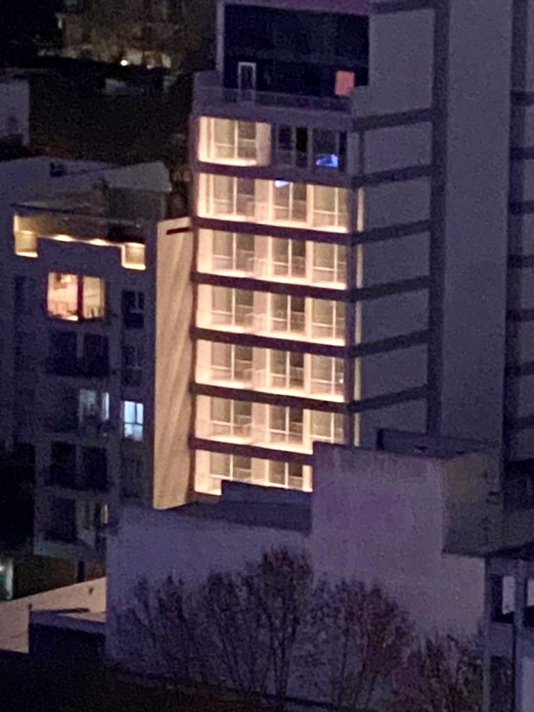 Baranda y curtain wall